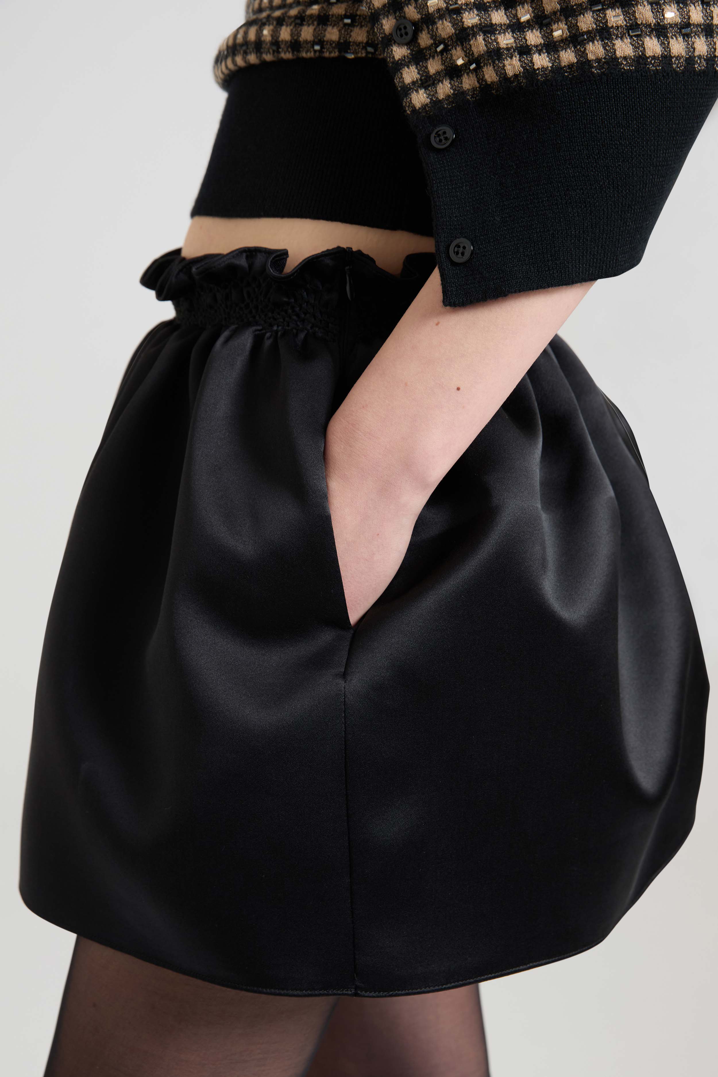 Balloon skirt in pure silk satin with floral embroidery - Image 4