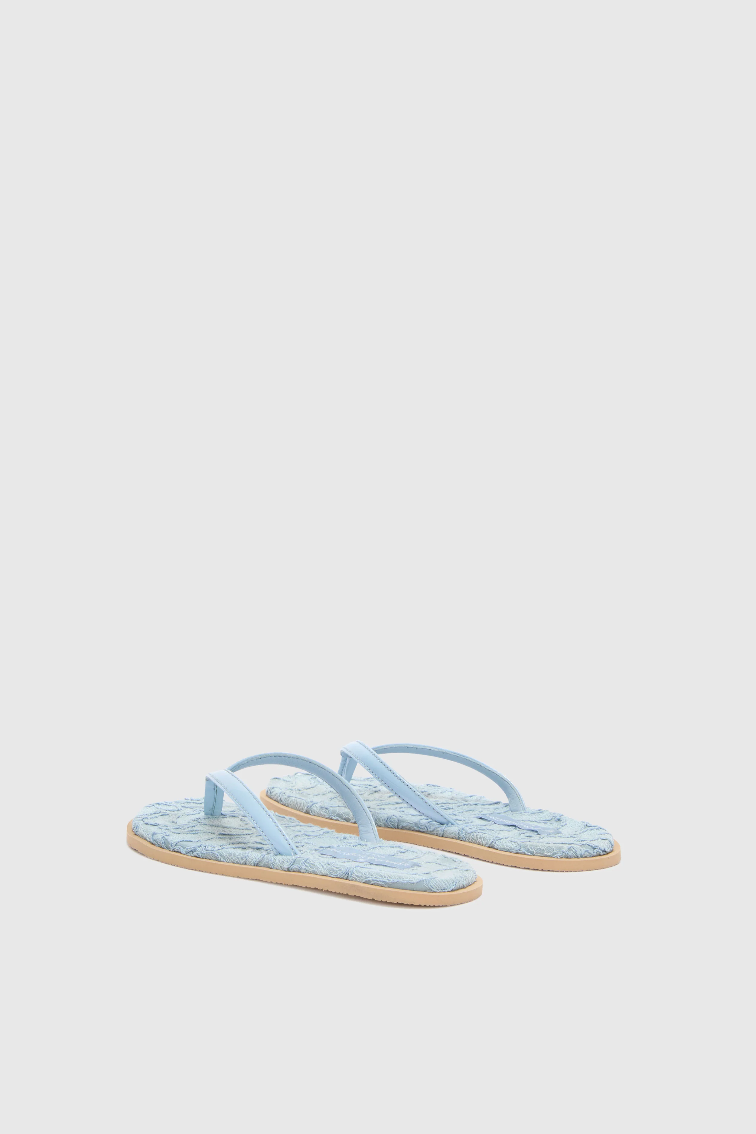 Blue lace flip flop - Image 4