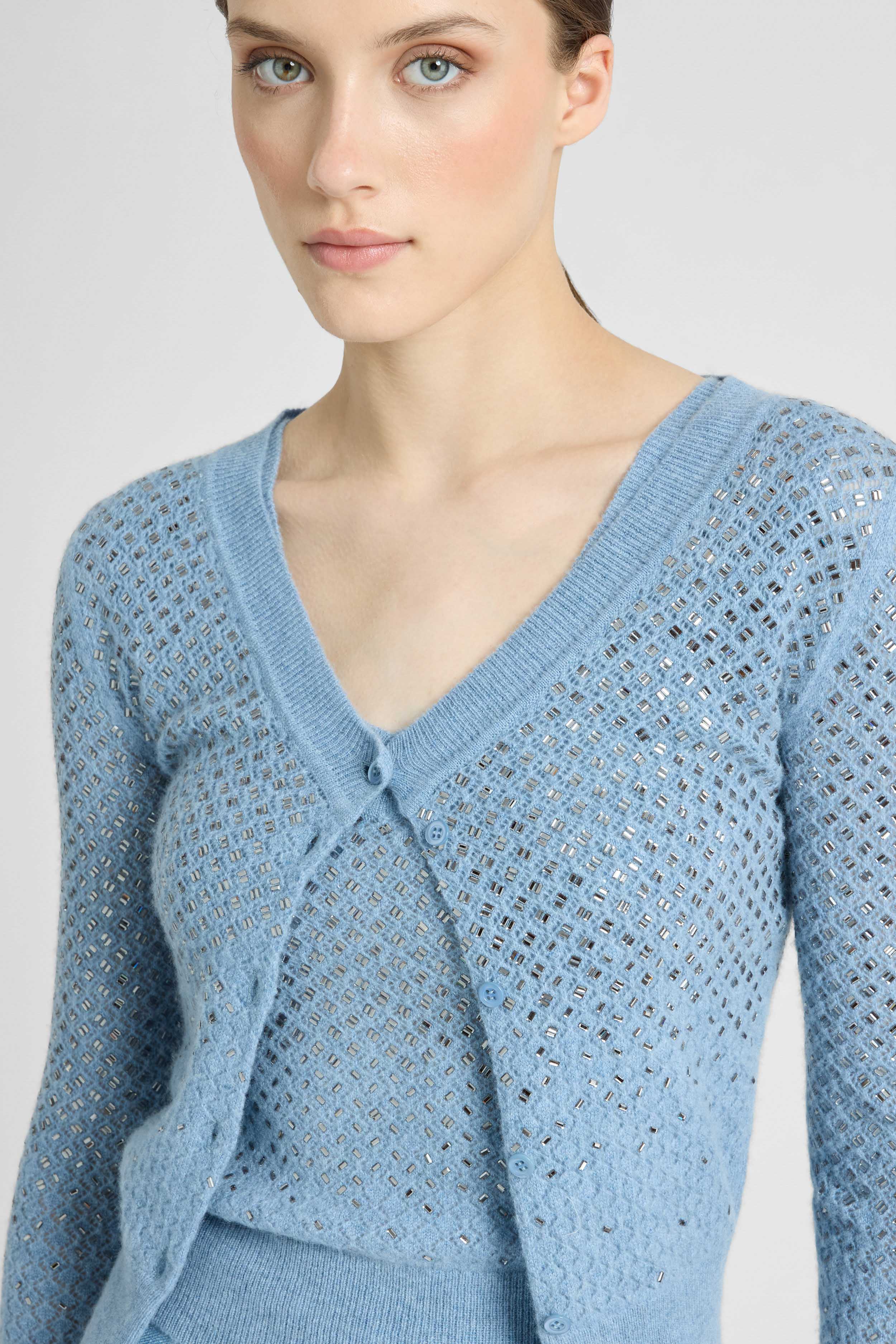 Cashmere cardigan with gradient crystal appliqués - Image 4