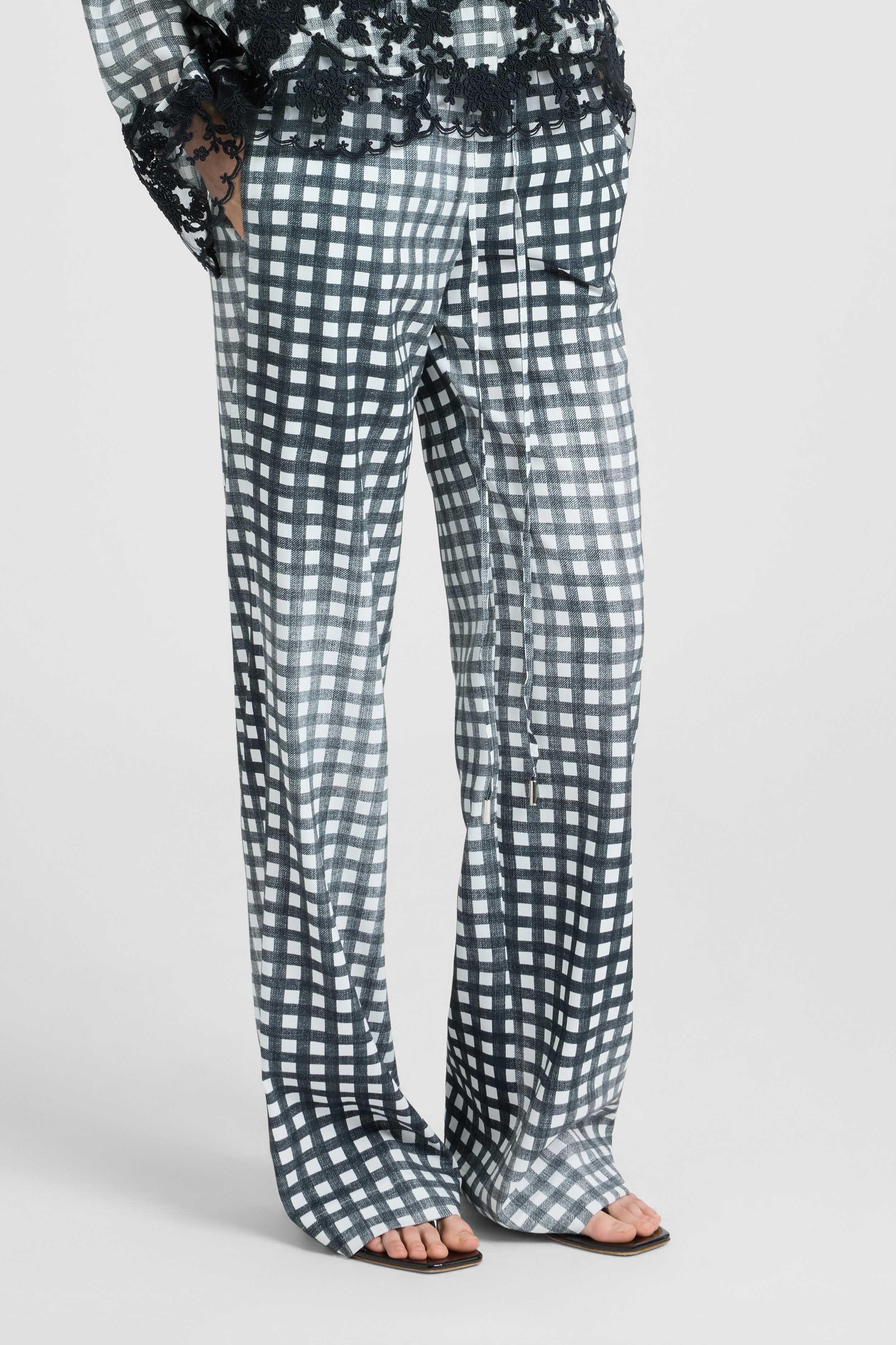 Classic Pajama-Style Trousers in Viscose with Vichy Print - Image 3