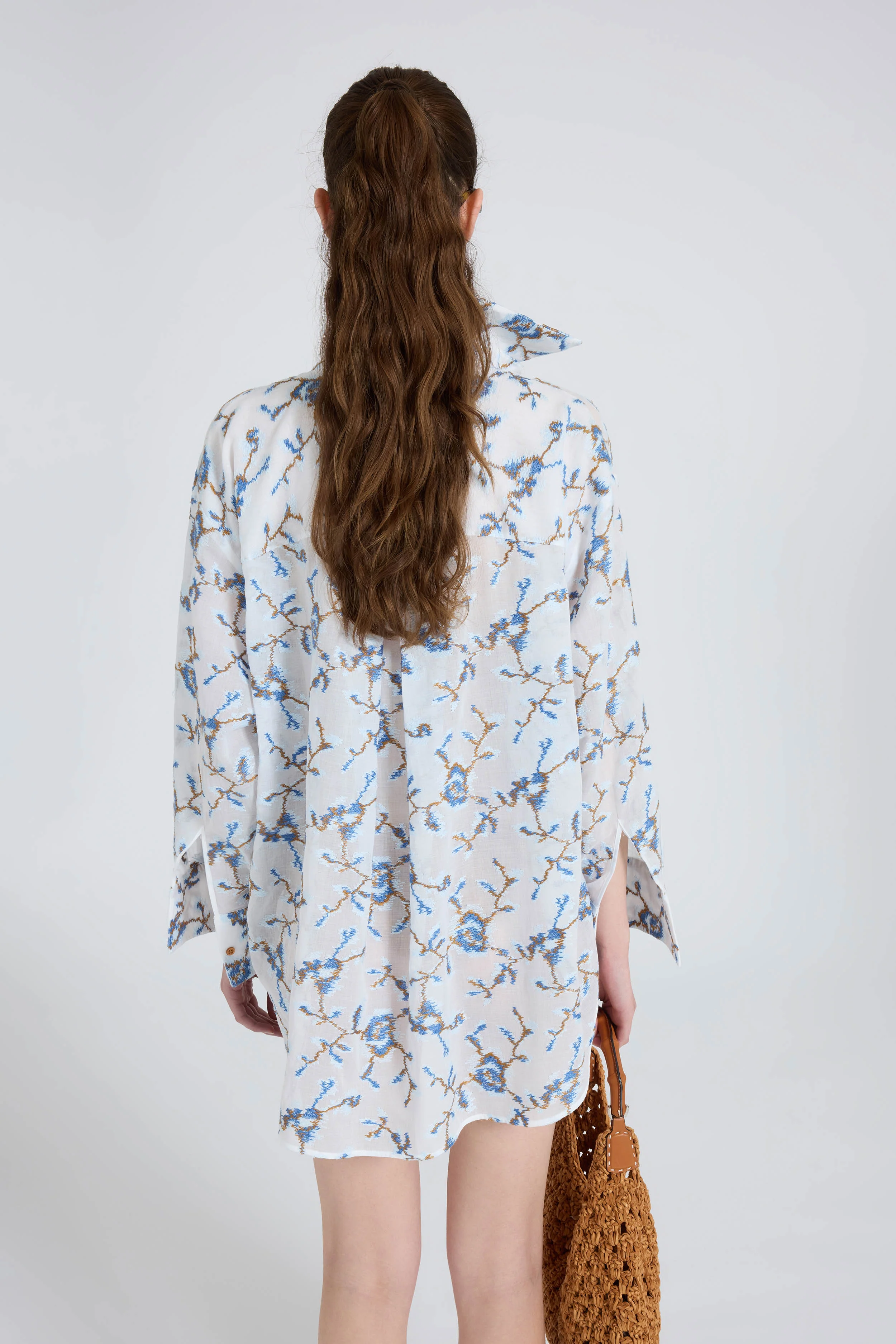 Cotton poplin shirt with all-over floral embroidery - Image 5