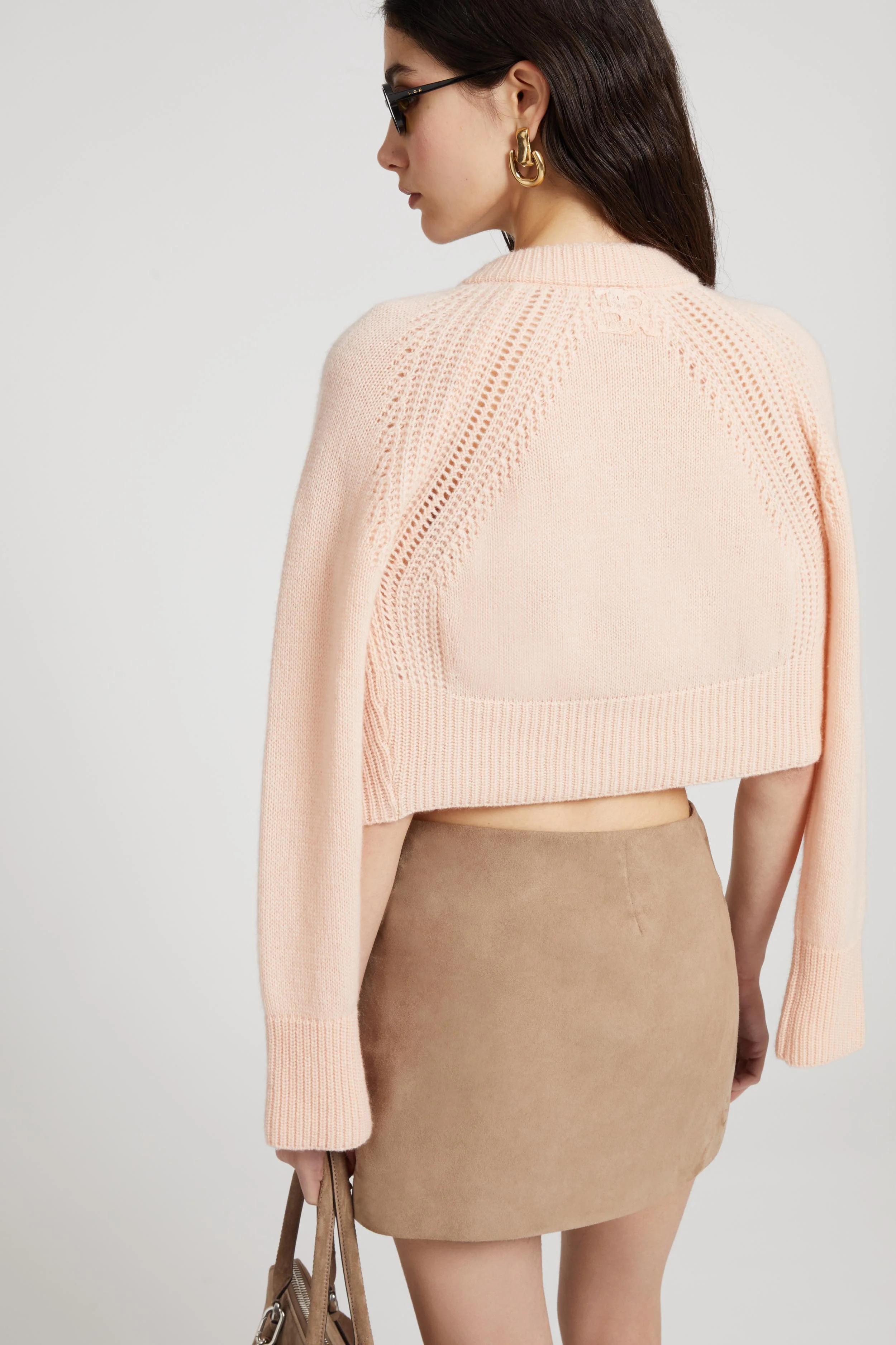 Cropped cardigan in pure cashmere with covered buttons and jour stitching - Image 5