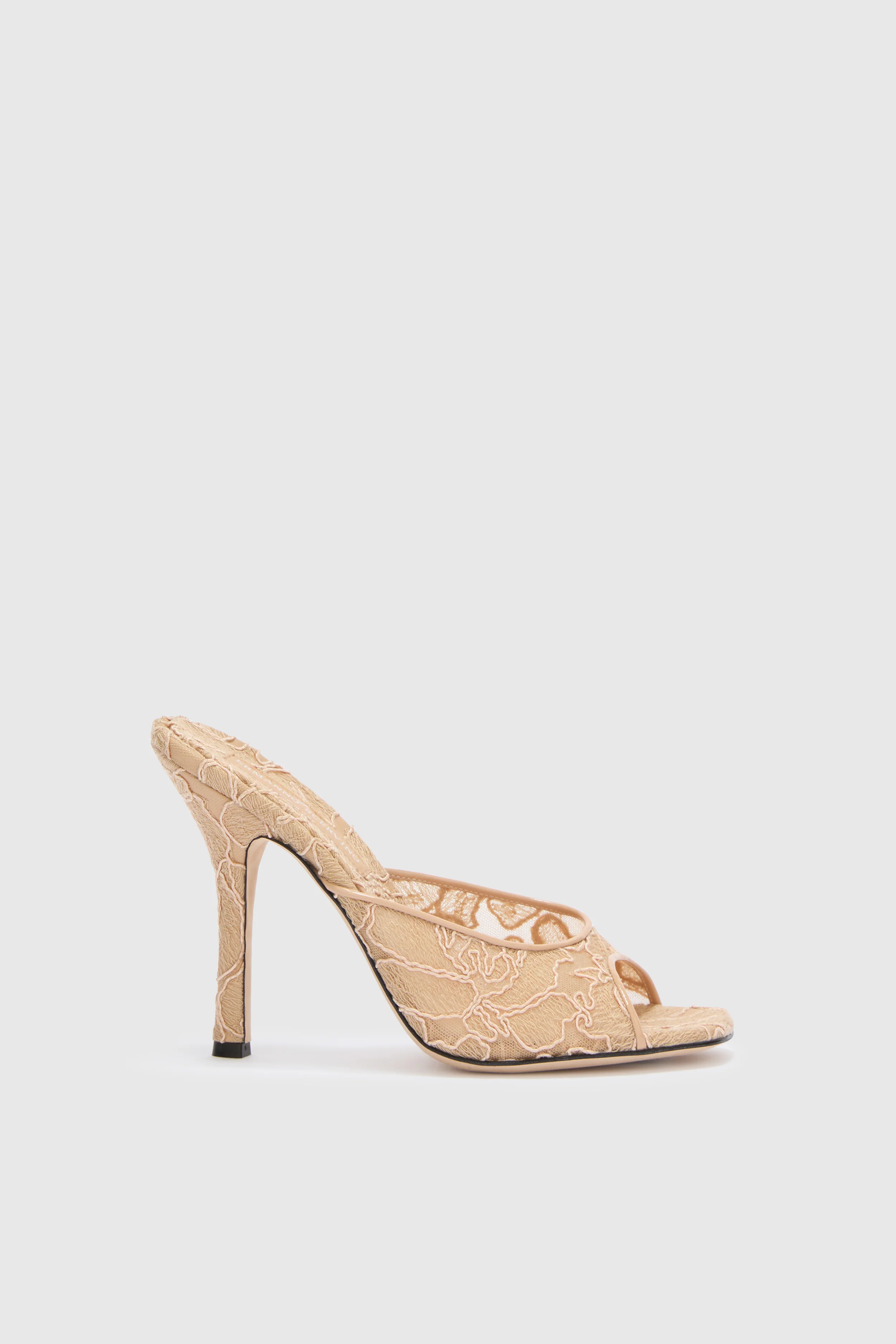 Floral rebrodé lace mule with 11 cm heel