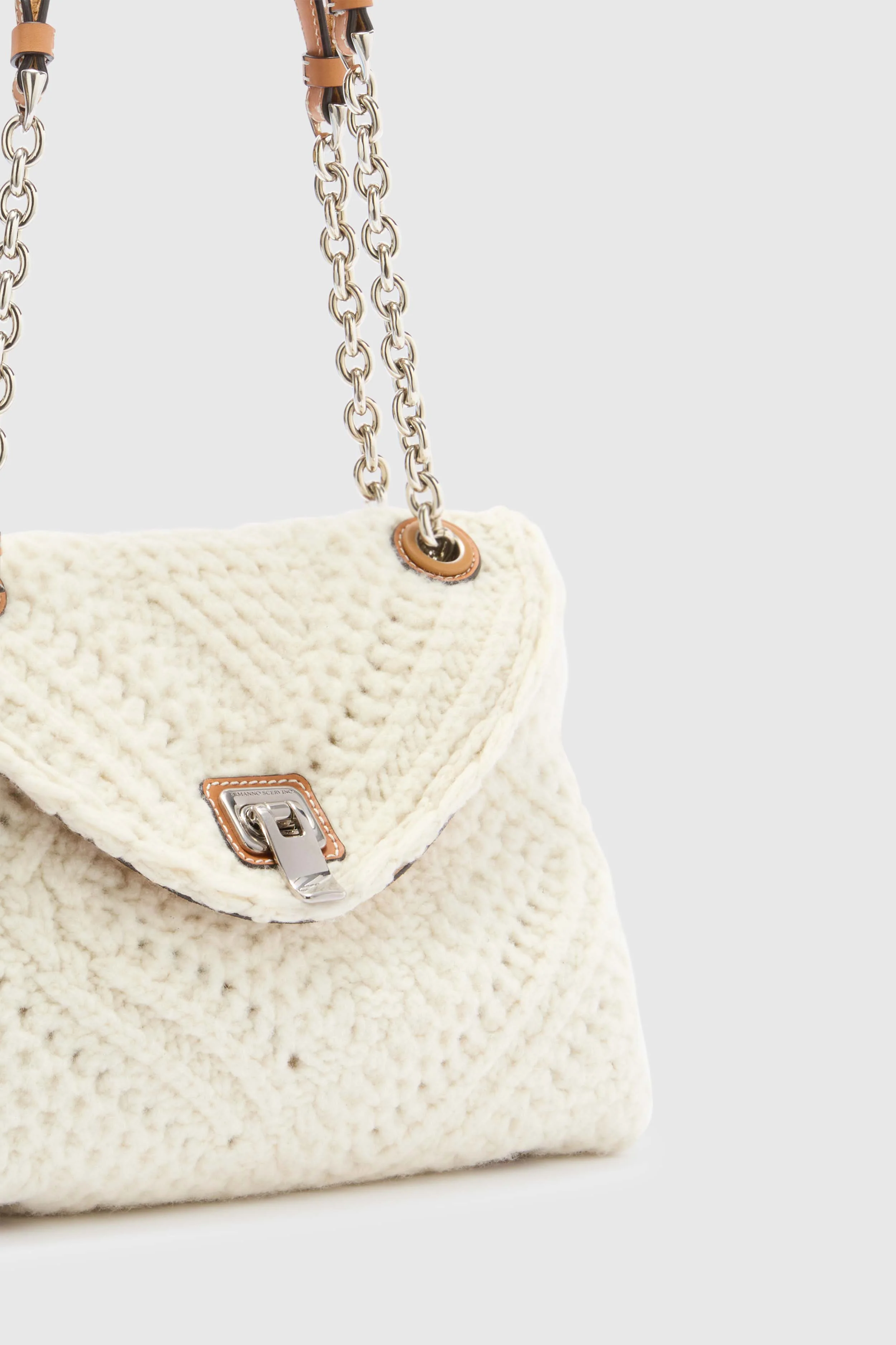 Joy – Knitted Shoulder Bag in Diamond Pattern - Image 4