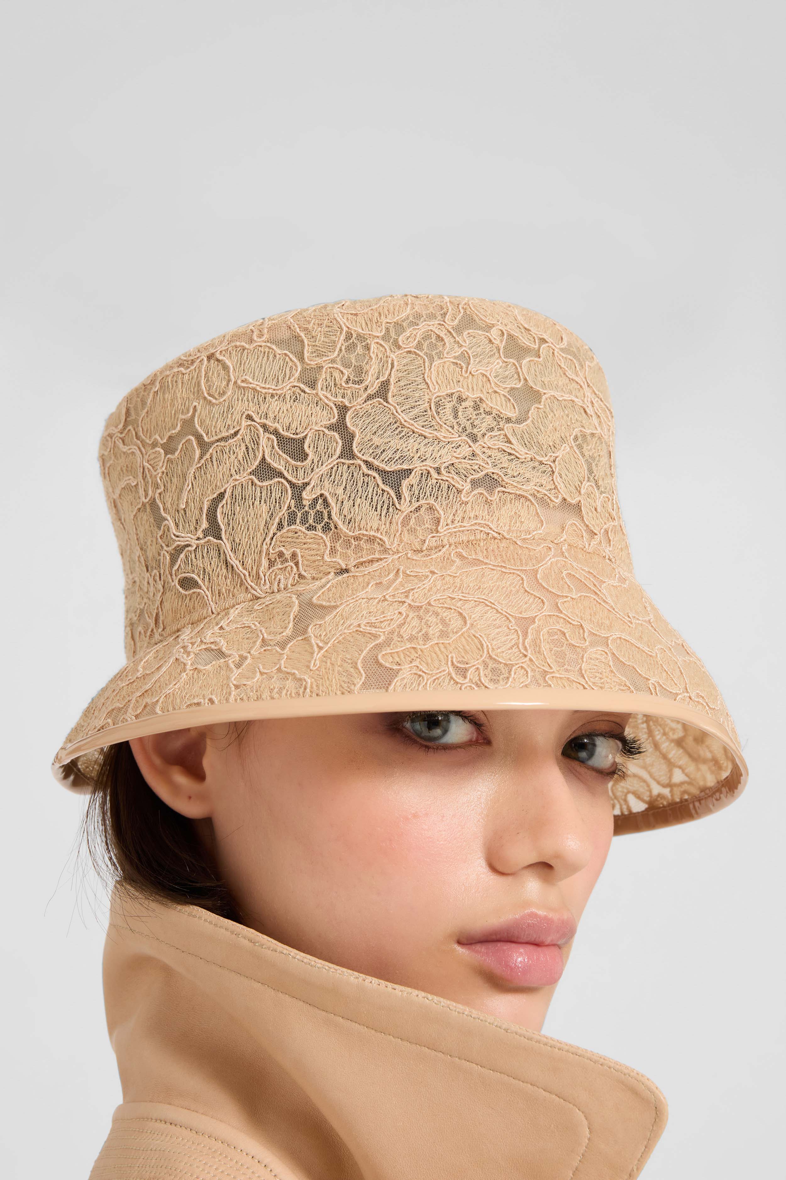 Lace bucket hat with mesh and patent trim - Image 2