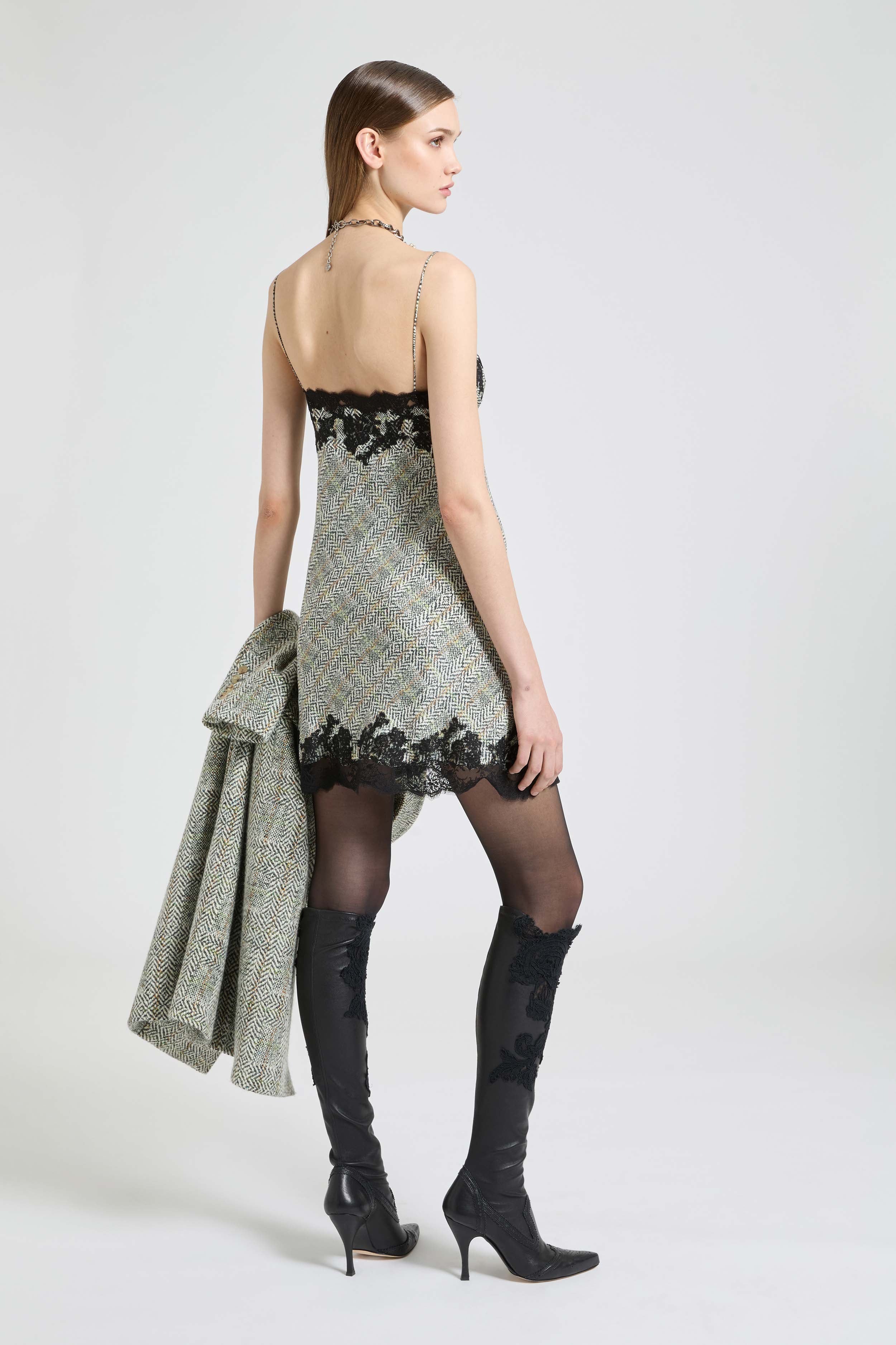Lingerie-inspired dress in resca-print crêpe de Chine with lace details - Image 5