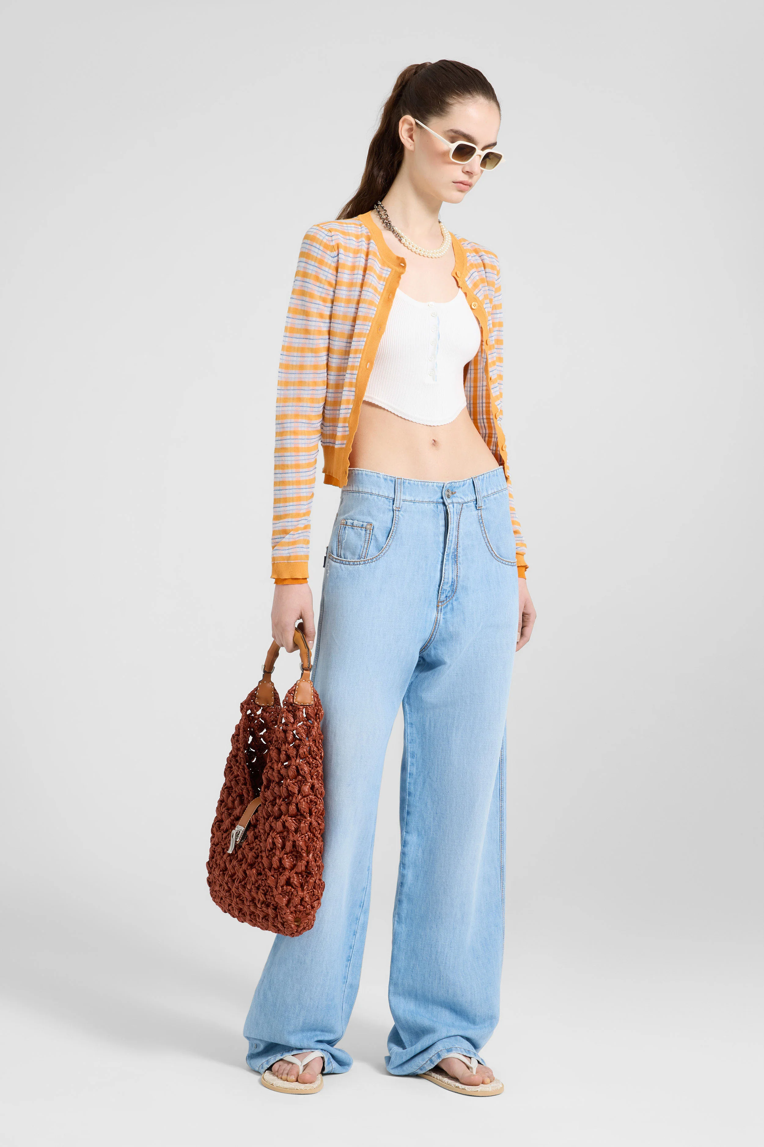 Long-sleeve cardigan with front button closure - Image 2