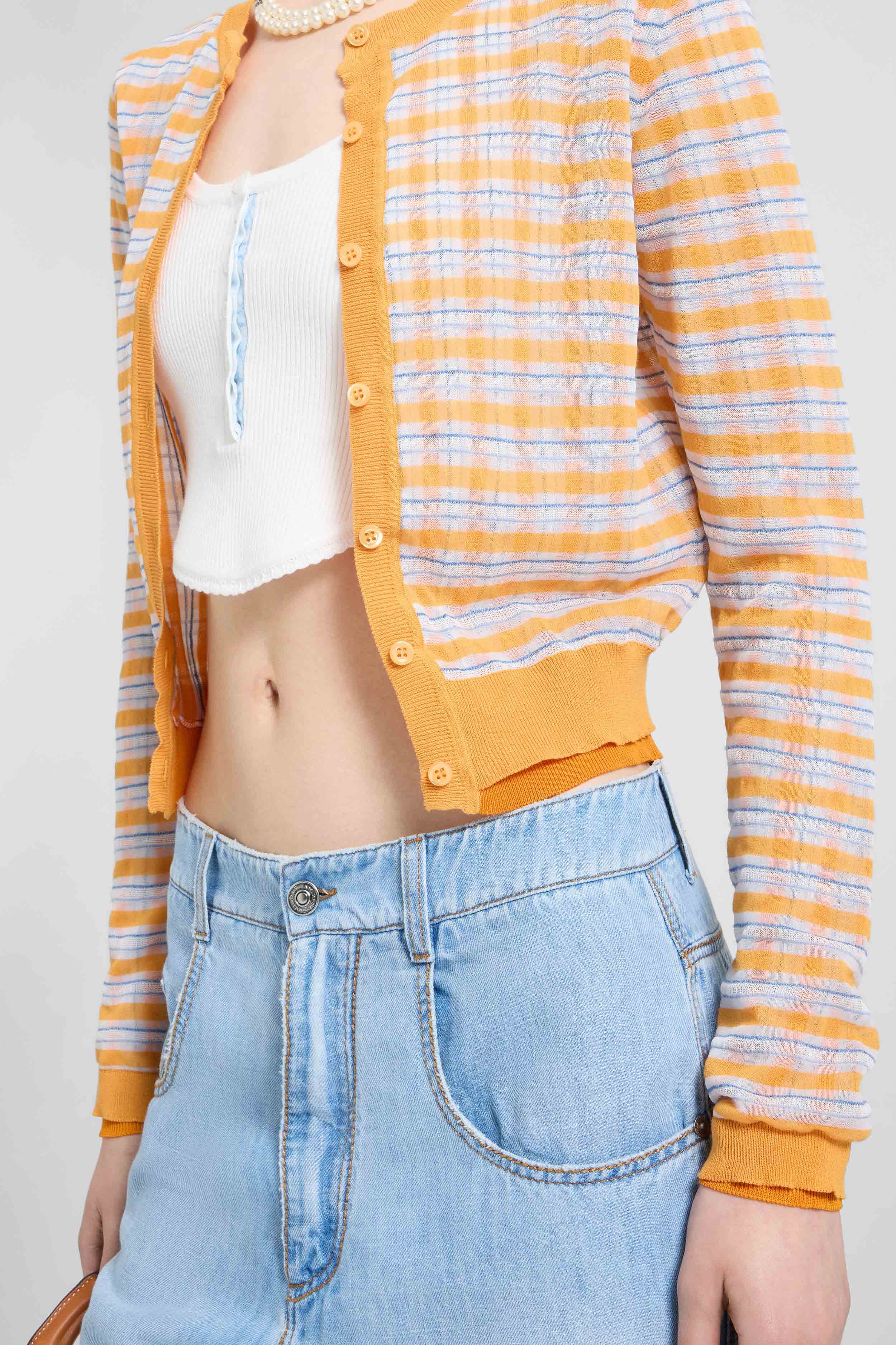 Long-sleeve cardigan with front button closure - Image 5