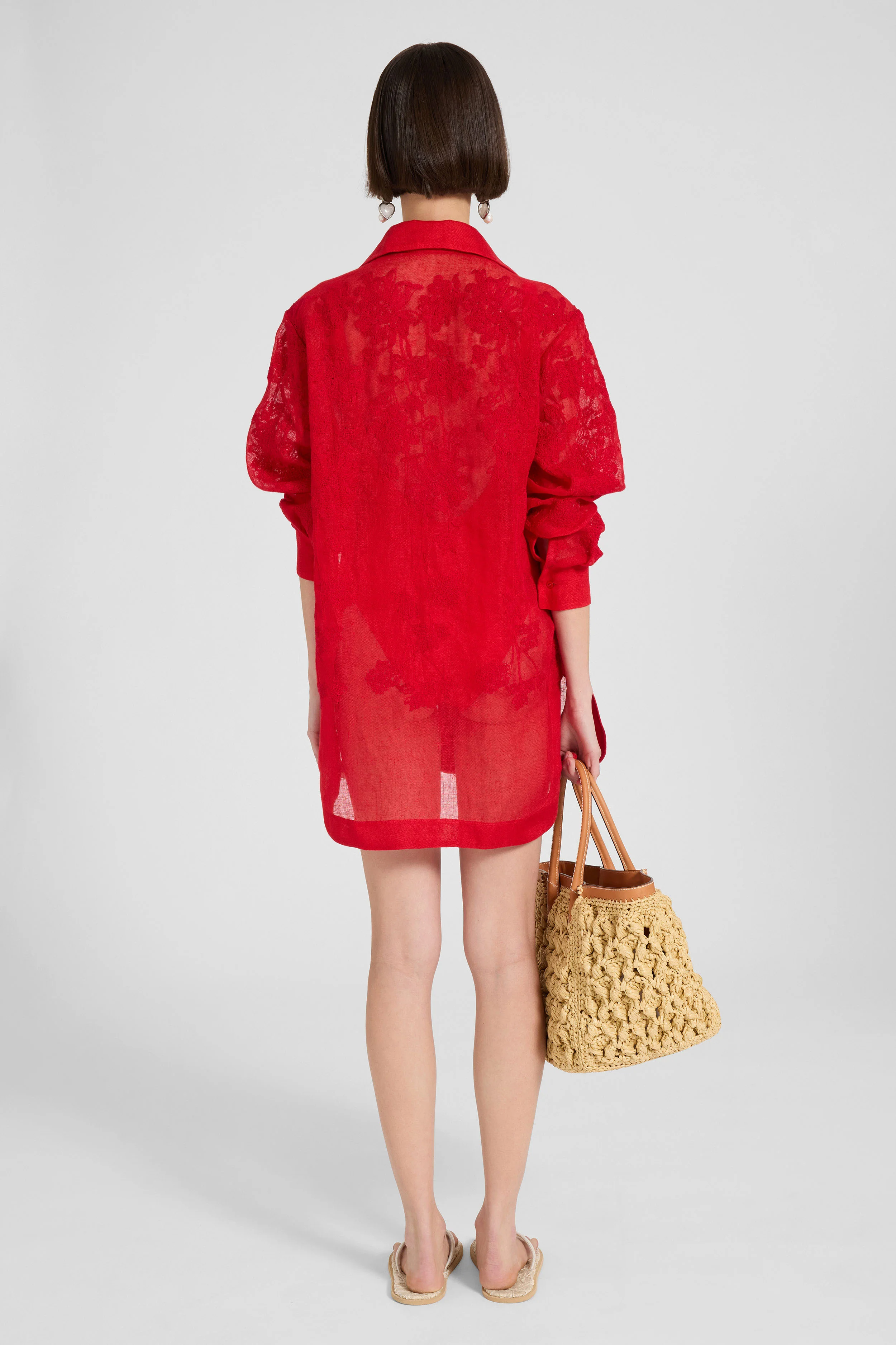 Oversized linen shirt with floral embroidery - Image 5