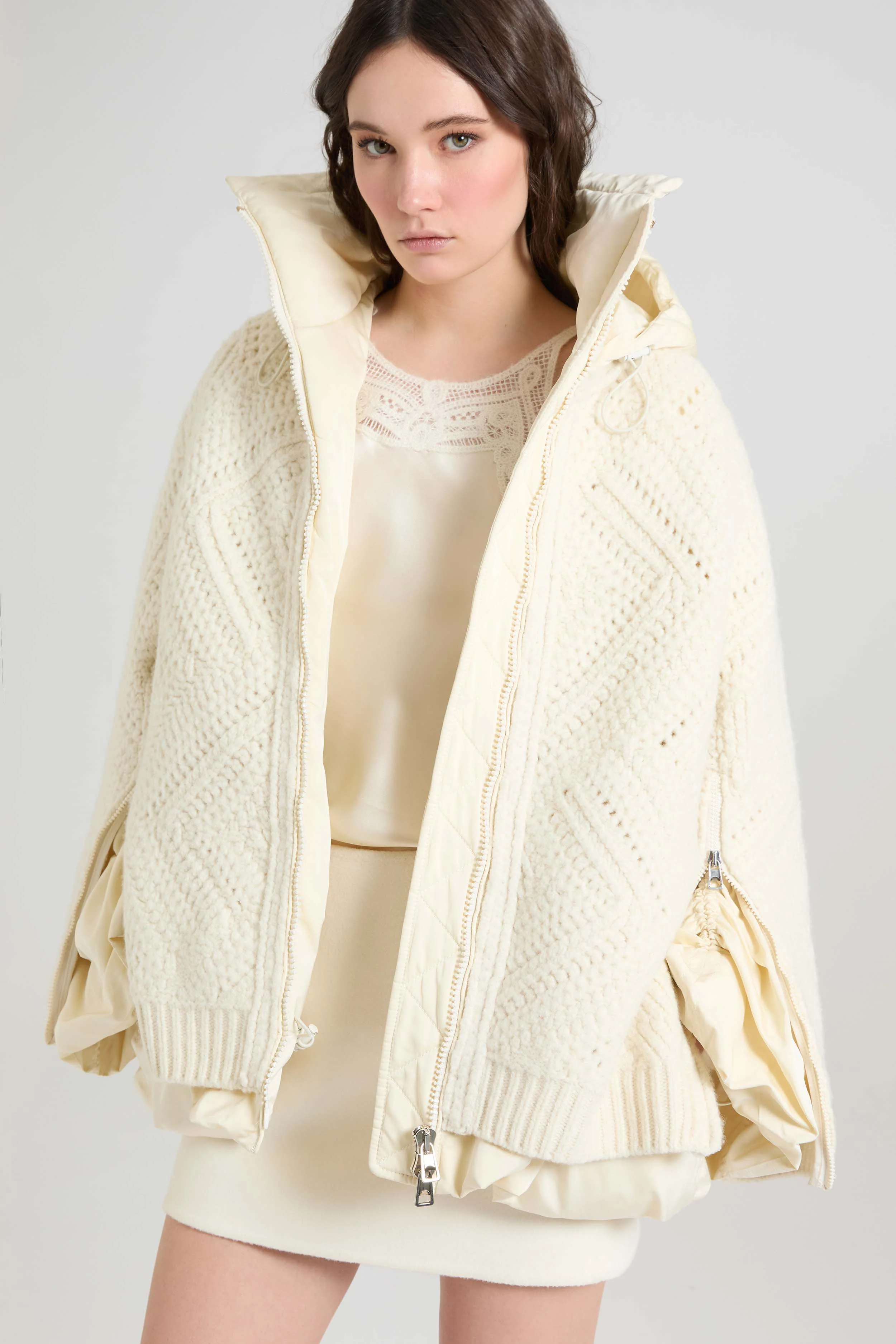 Oversized puffer jacket in textured technical fabric - Image 6