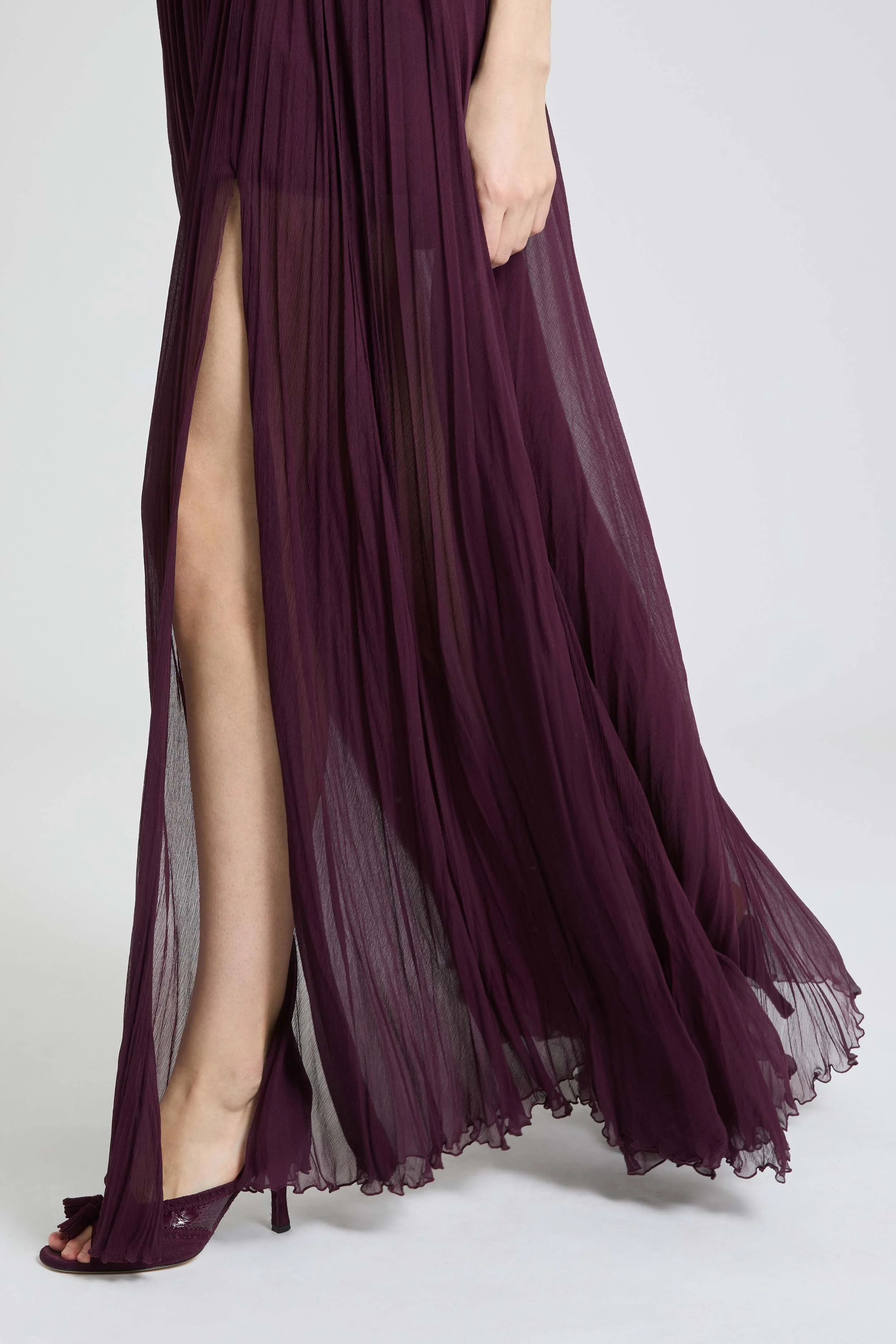 Pleated silk crépon gown - Image 5