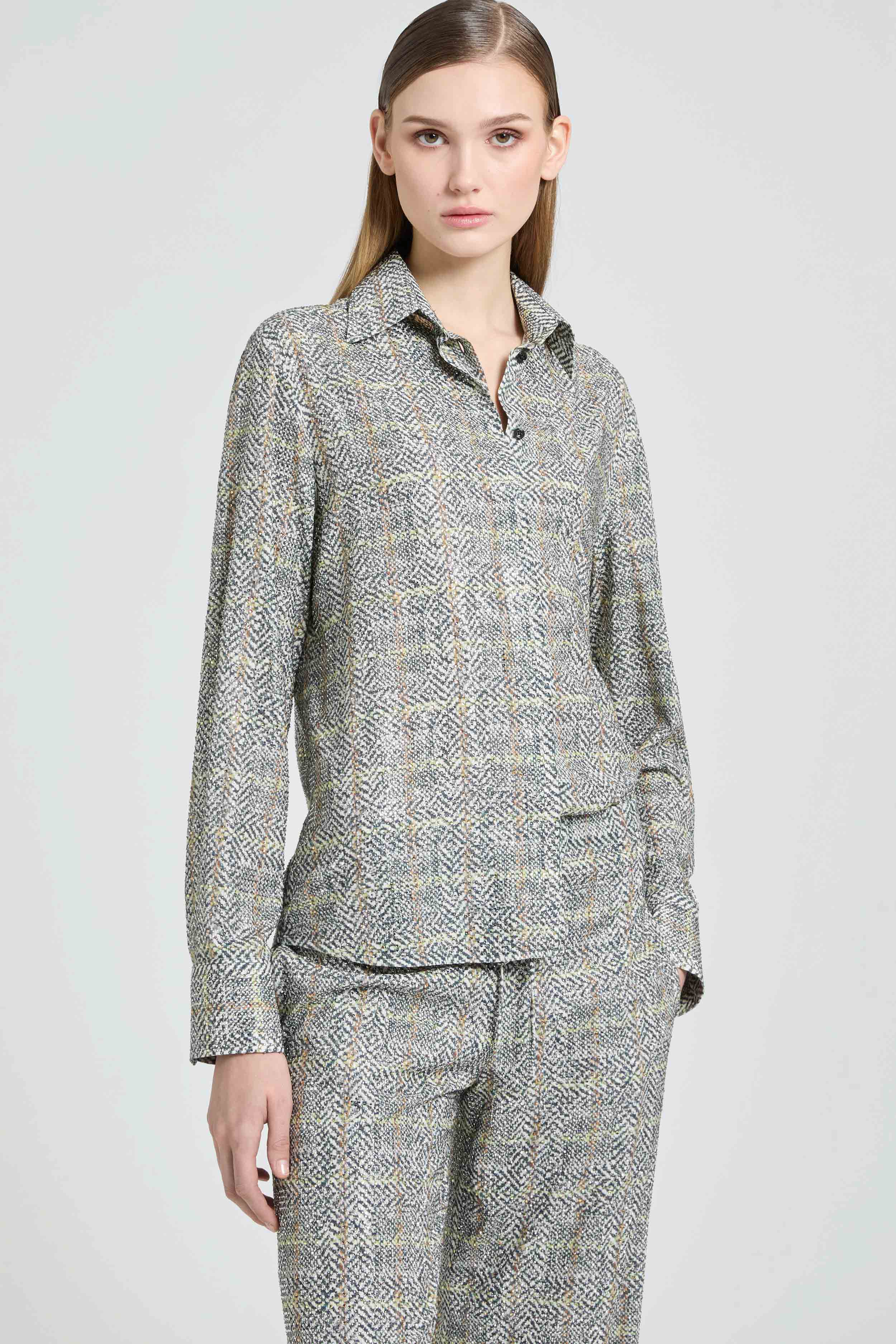 Viscose marocain shirt with resca print and tone-on-tone crystals - Image 3